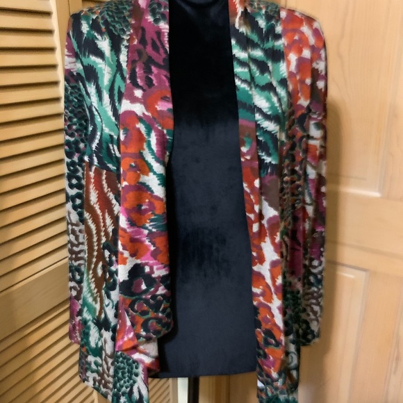 One world multi color jacket NWT - Picture 4 of 10